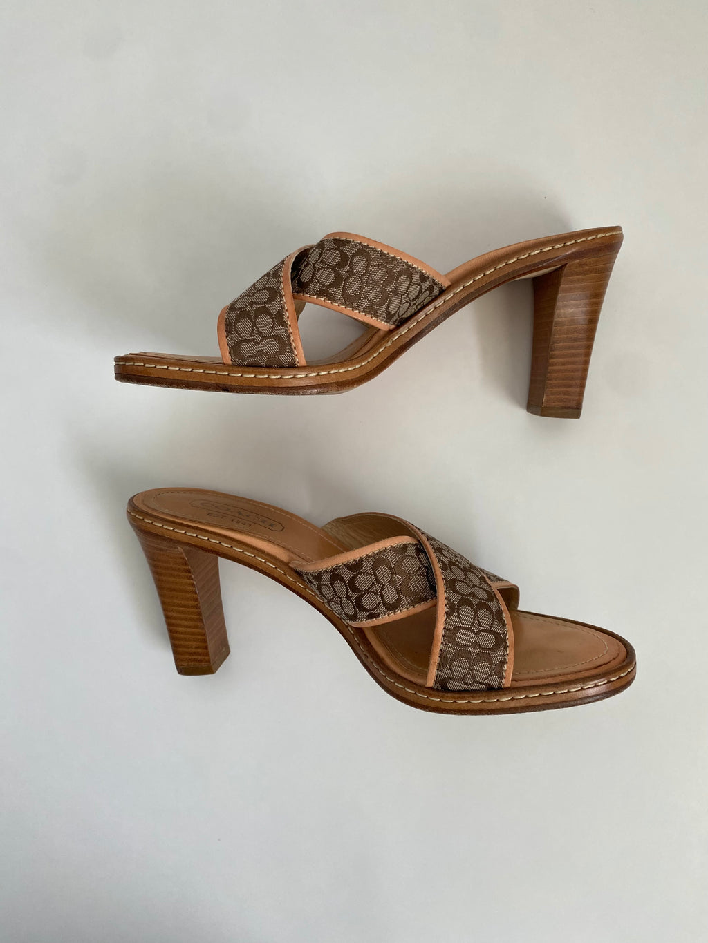Coach Dede Mini Logo Heeled Mule | US 6.5