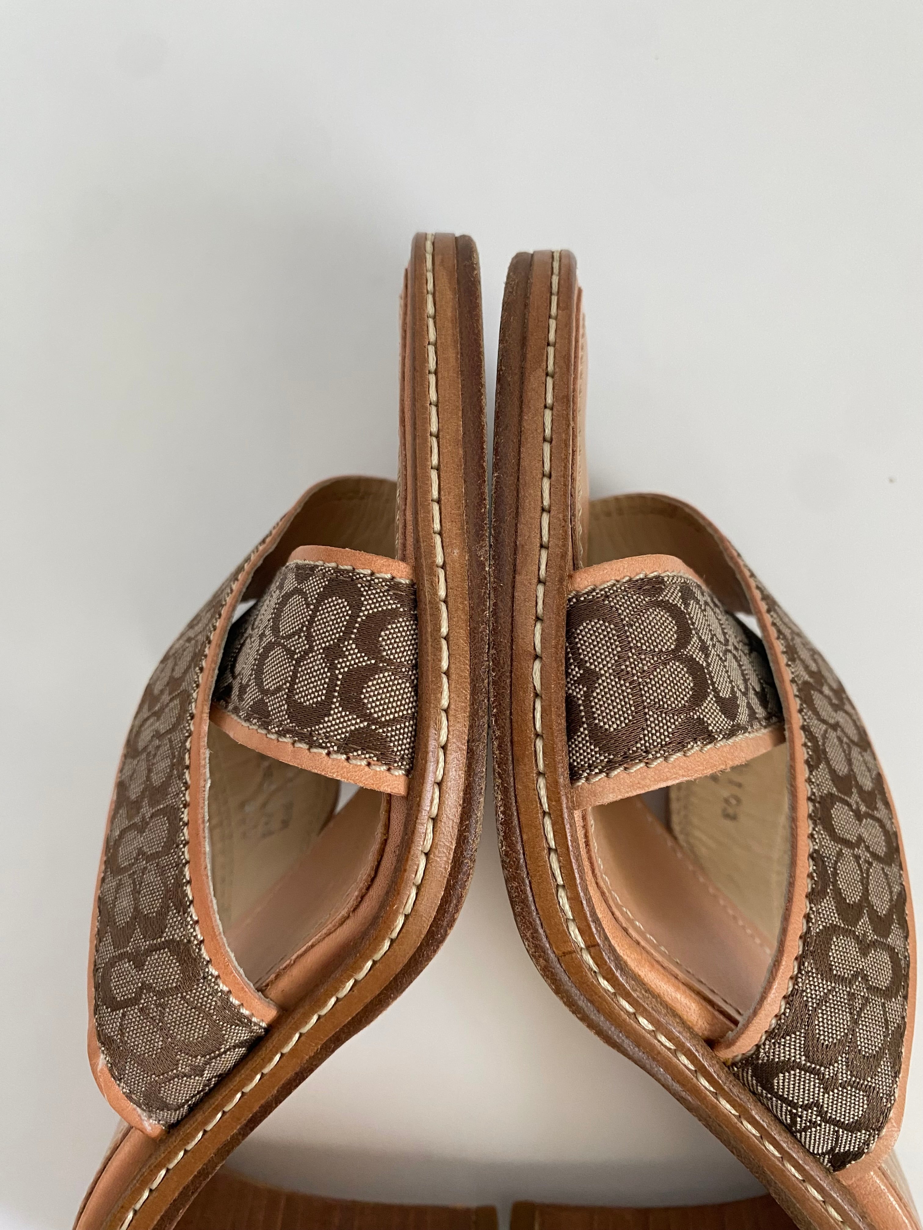 Coach Dede Mini Logo Heeled Mule | US 6.5