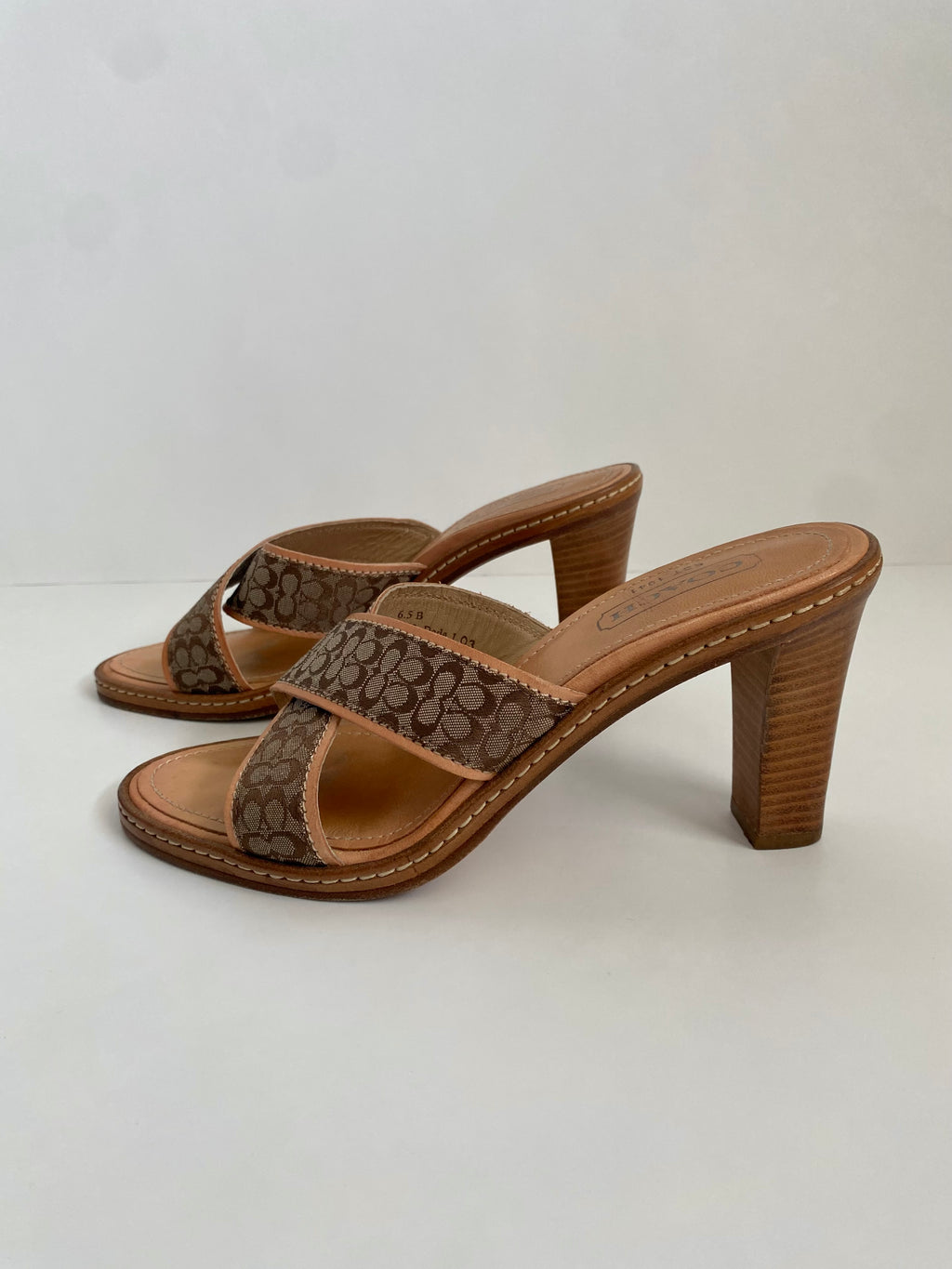 Coach Dede Mini Logo Heeled Mule | US 6.5