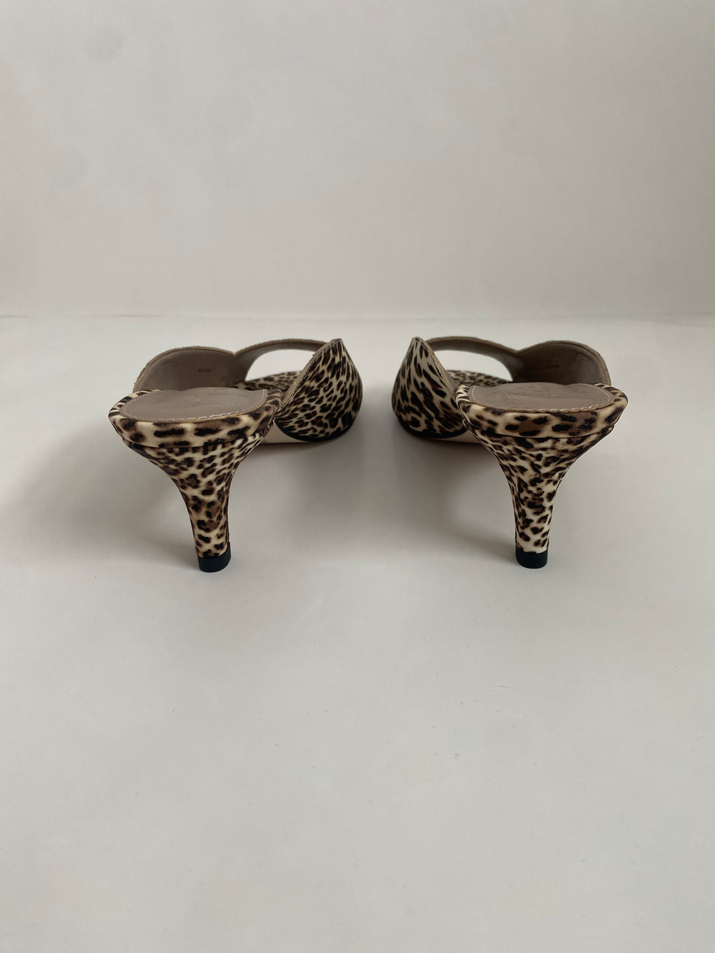Pelle Moda Leopard Print Kitten Heel Mule US 6