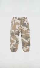 Load image into Gallery viewer, Canon Camo Fleece Sweatpants
