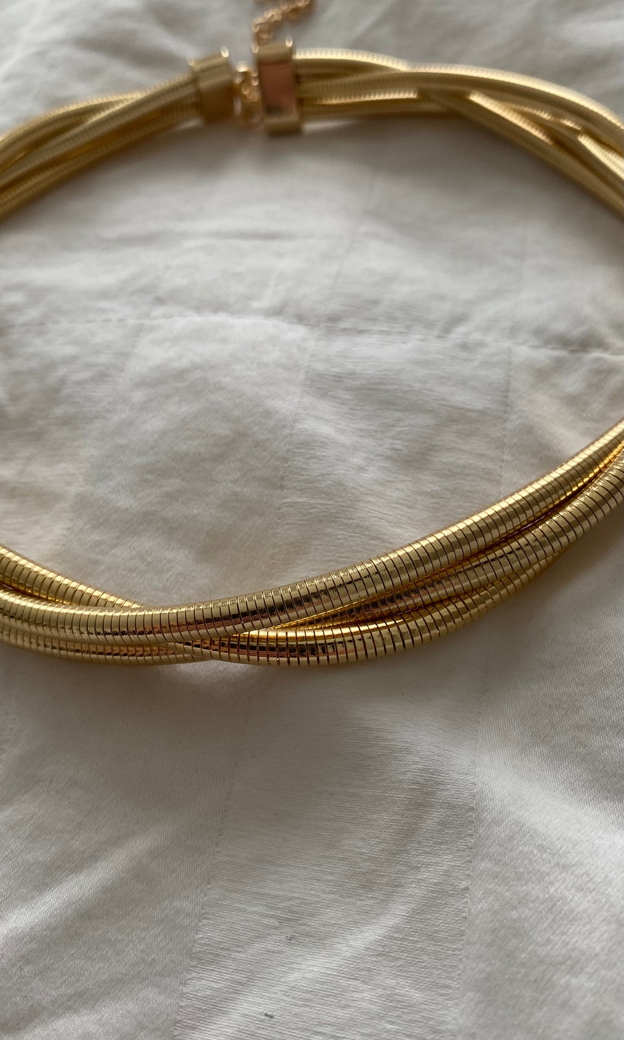 Bella Gold Choker