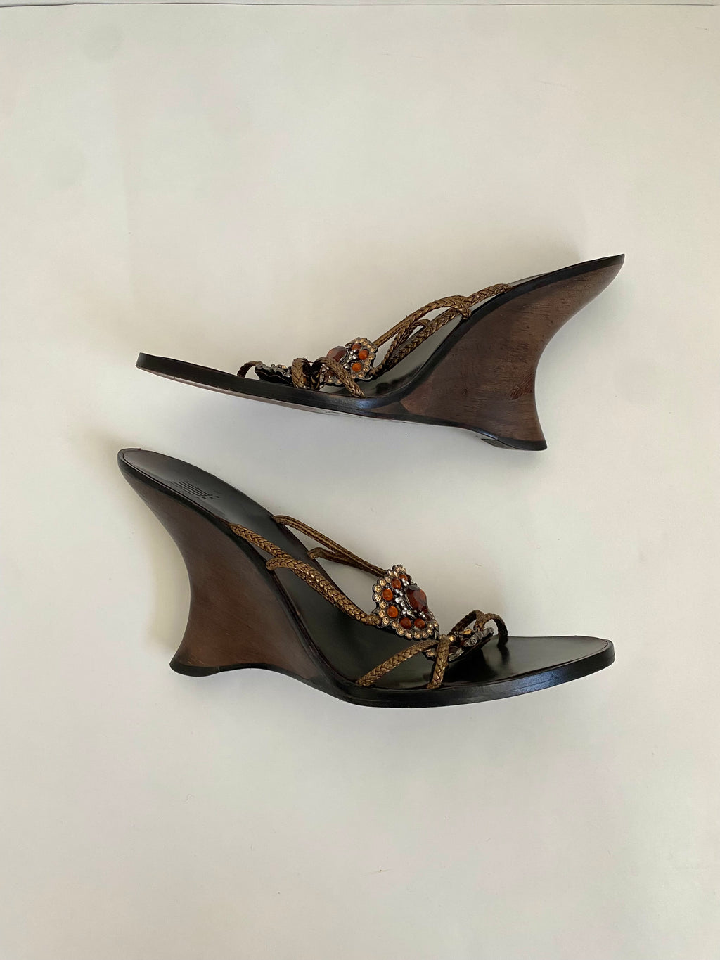 Pelle Moda Gold Floral Embellished Wedge | US 10